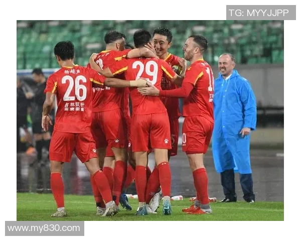 中甲激战四川优必选迎战长春亚泰争夺关键三分